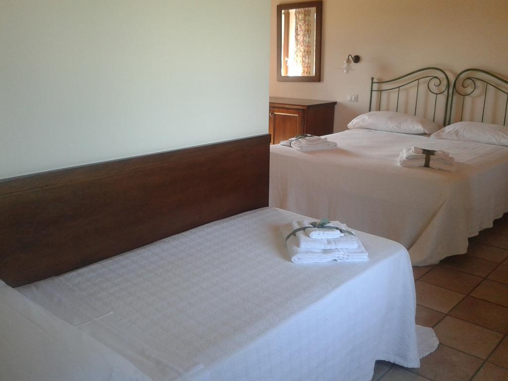 فندق كاستلْنْيوفو ديل غاردفي  Agriturismo Anna Caterina المظهر الخارجي الصورة